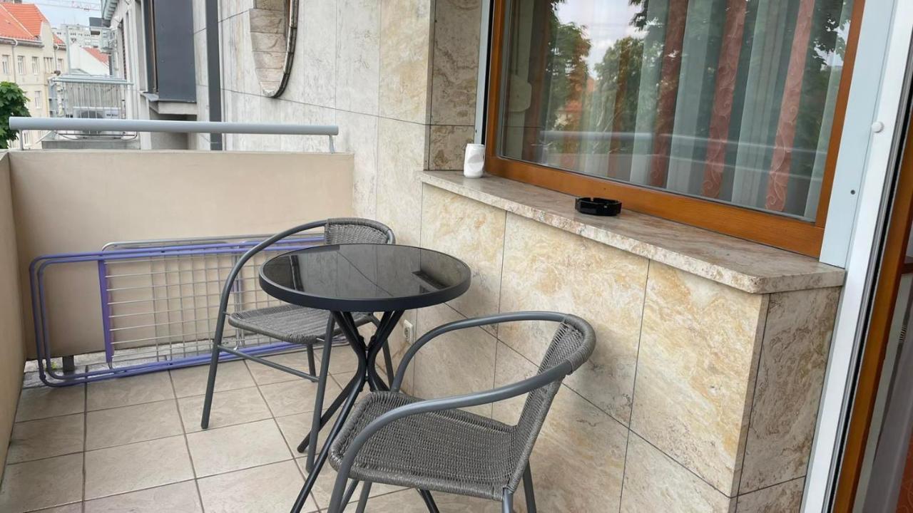 Kis-Celli Apartman Budapest Esterno foto